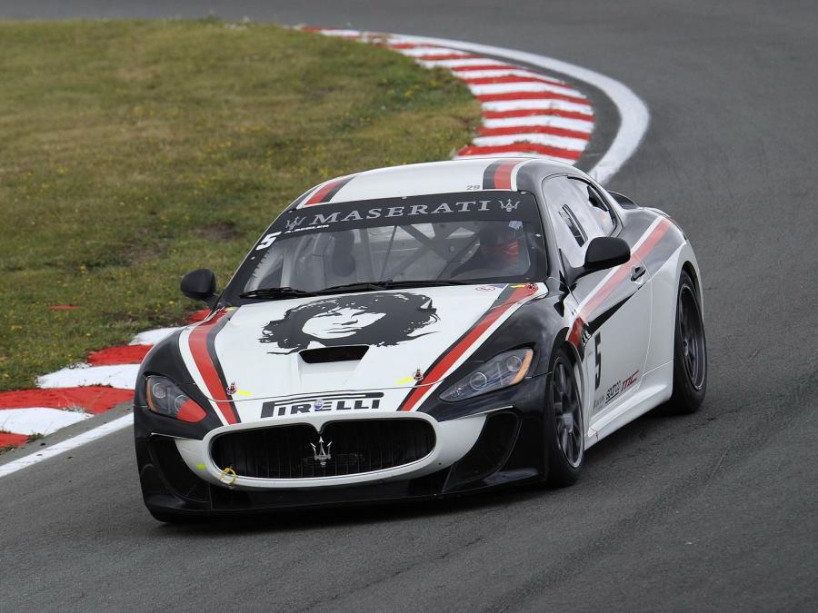  Maserati GranTurismo MC Trofeo 2010 года  (фото 2 из 12)